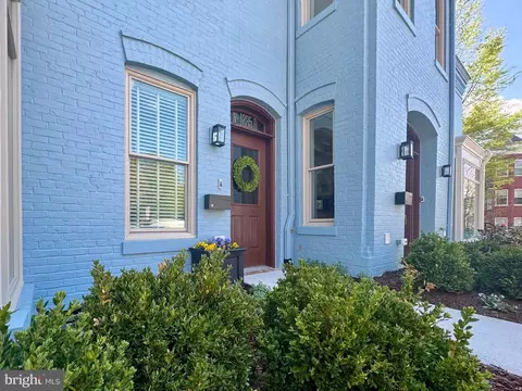 1235 W Street St NW #D1, Washington, DC 20009