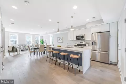 415 Varnum St NW #2, Washington, DC 20011