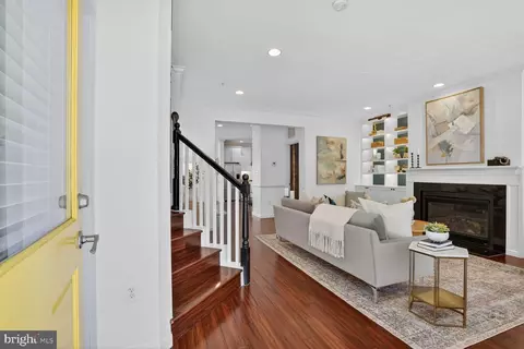 2247 Mount View Pl SE, Washington, DC 20020 photo 2