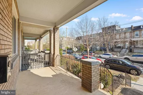1734 A St SE, Washington, DC 20003 photo 4