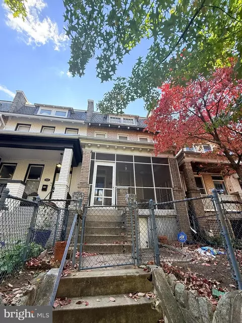 1015 E Street St NE, Washington, DC 20002