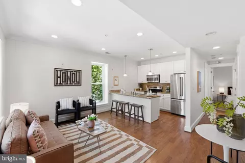 1300 Belmont St NW #301, Washington, DC 20009