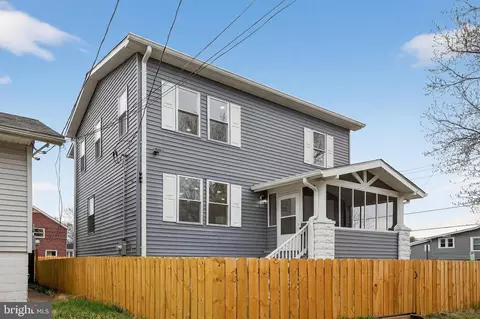 2932 Yost Pl NE, Washington, DC 20018