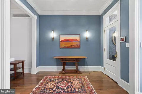 1615 35th St NW, Washington, DC 20007 photo 4