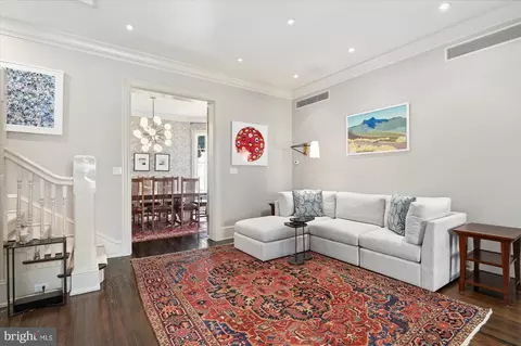 1615 35th St NW, Washington, DC 20007 photo 9