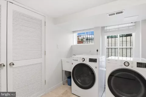 1615 35th St NW, Washington, DC 20007 photo 35
