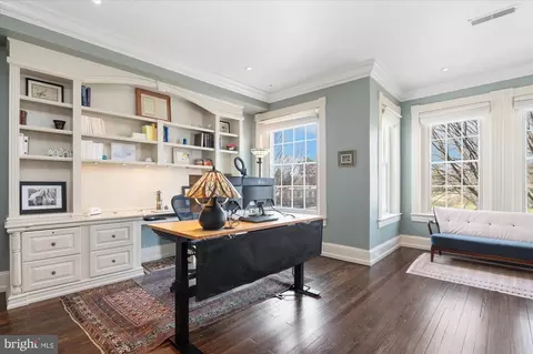1615 35th St NW, Washington, DC 20007 photo 24
