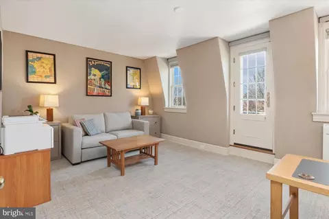 1615 35th St NW, Washington, DC 20007 photo 26