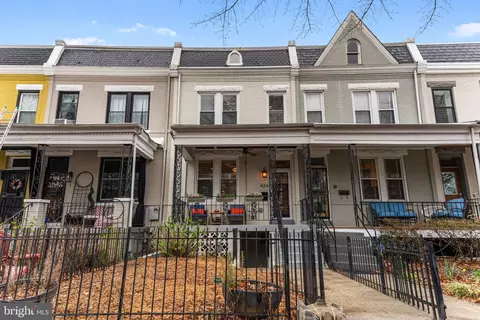 424 Shepherd St NW, Washington, DC 20011