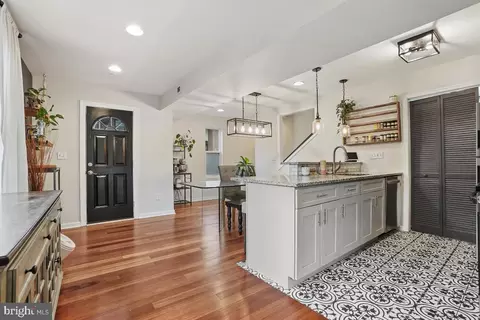 Entry Way - 1377 K St SE #2, Washington, DC 20003 photo 1 of 5