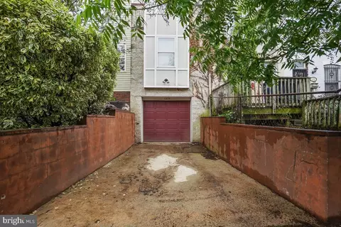 Exterior - 1377 K St SE #2, Washington, DC 20003 photo 4 of 6