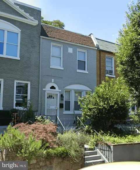 130 16th St NE, Washington, DC 20002