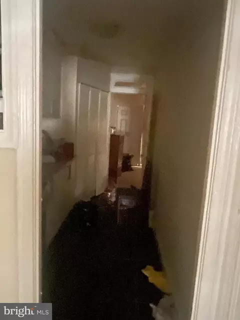 Entry Way - 1019 16th St NE, Washington, DC 20002 photo 2 of 6