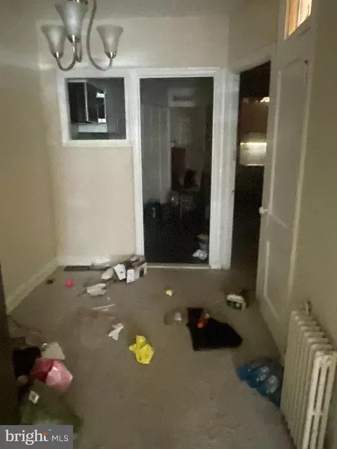 Entry Way - 1019 16th St NE, Washington, DC 20002 photo 3 of 6