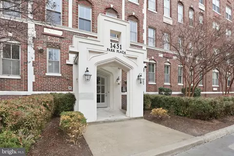 1451 Park Rd NW #111, Washington, DC 20010