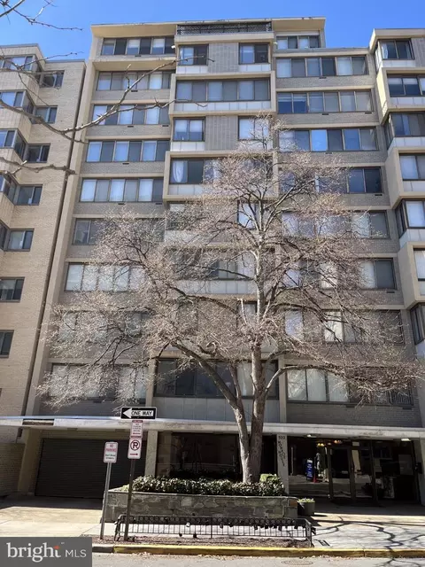 522 21st St NW #811, Washington, DC 20006