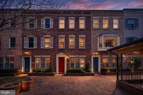1664 Euclid St NW #B, Washington, DC 20009