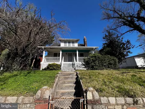 54 Riggs Rd NE, Washington, DC 20011