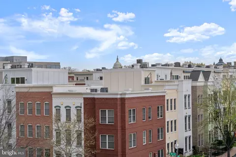 View/Area - 1010 4th St SE, Washington, DC 20003 photo 1 of 1