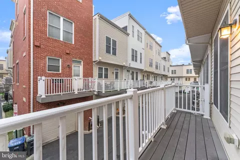 Exterior - 1010 4th St SE, Washington, DC 20003 photo 2 of 5