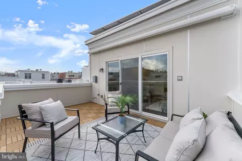 Exterior - 1010 4th St SE, Washington, DC 20003 photo 3 of 5