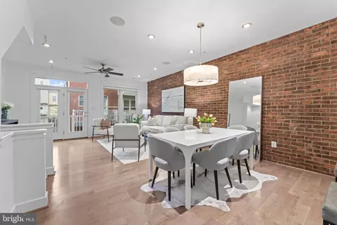 Dining - 1010 4th St SE, Washington, DC 20003 photo 3 of 3
