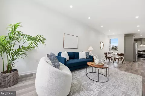 2121 4th St NE #1, Washington, DC 20002