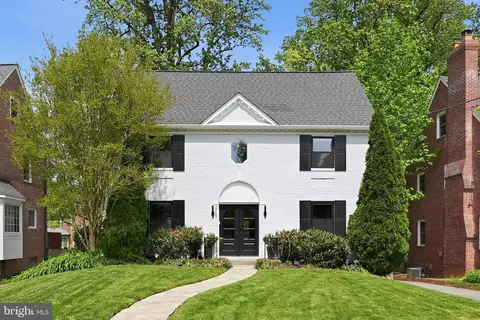 3147 Tennyson St NW, Washington, DC 20015