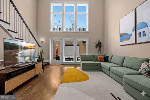 1232 4th St NW #1, Washington, DC 20001