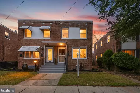 518 Riggs Rd NE, Washington, DC 20011