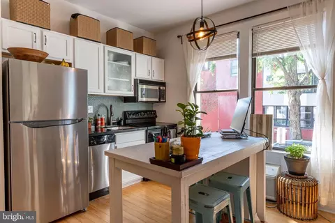 1822 15th St NW #103, Washington, DC 20009