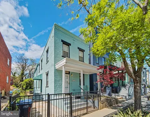2712 Sherman Ave NW, Washington, DC 20001