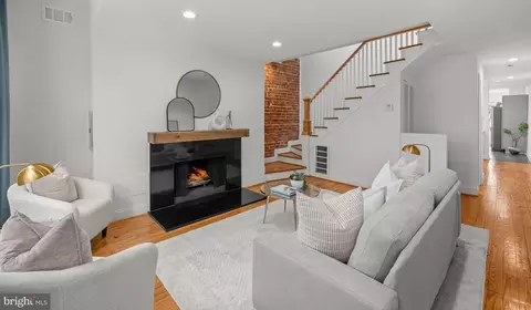112 15th St SE, Washington, DC 20003 photo 3