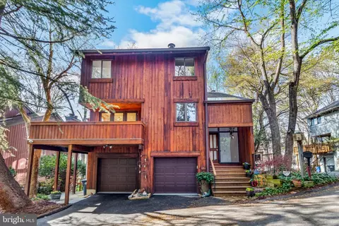 5211 Macarthur Ter NW, Washington, DC 20016
