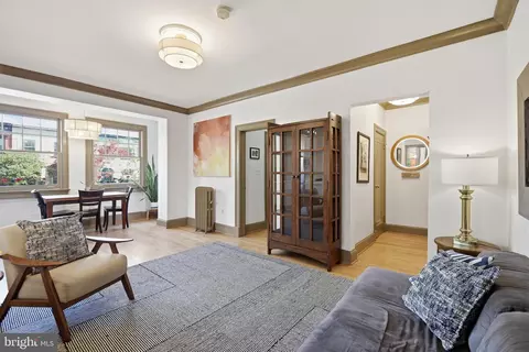 105 6th St SE #108, Washington, DC 20003