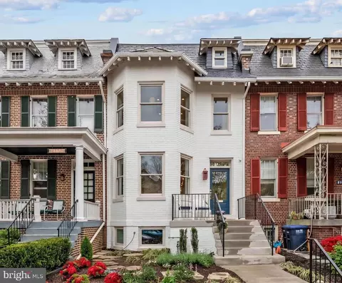 647 E Street St NE, Washington, DC 20002