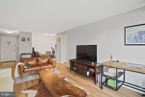 700 7th St SW #311, Washington, DC 20024