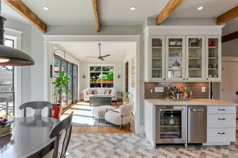 4910 Brandywine St NW, Washington, DC 20016