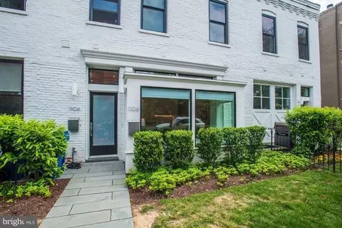 1106 T St NW, Washington, DC 20009