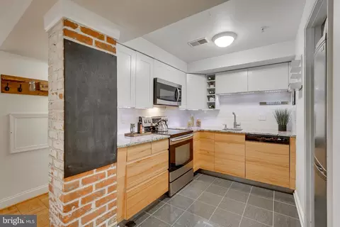 Kitchen - 1938 Biltmore St NW #D, Washington, DC 20009 photo 1 of 5