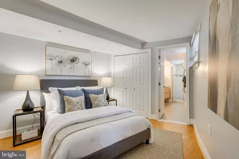 Bedroom - 1938 Biltmore St NW #D, Washington, DC 20009 photo 1 of 6