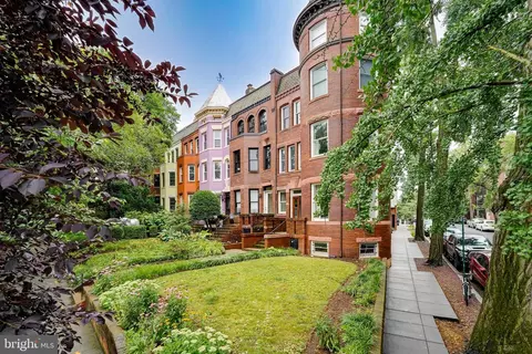 Exterior - 1938 Biltmore St NW #D, Washington, DC 20009 photo 1 of 2