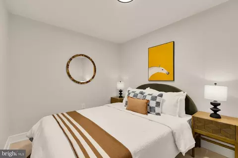 Bedroom - 647 G St SE #2, Washington, DC 20003 photo 4 of 5