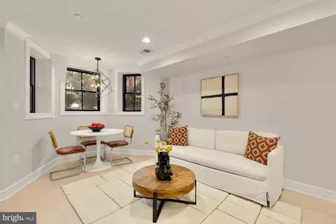 Living - 647 G St SE #2, Washington, DC 20003 photo 3 of 4