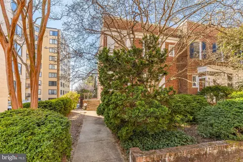 3520 Davenport St NW, Washington, DC 20008