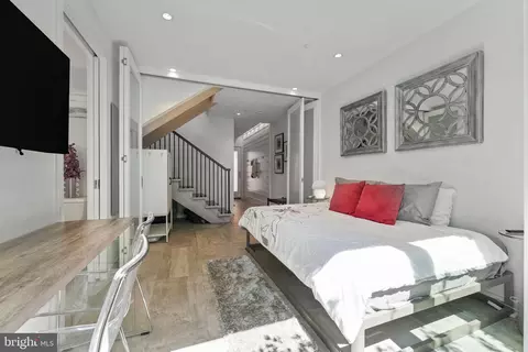Bedroom - 1313 Linden Ct NE, Washington, DC 20002 photo 2 of 16