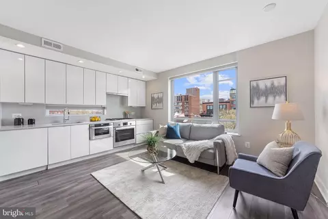 1311 13th St NW #PH-9, Washington, DC 20005