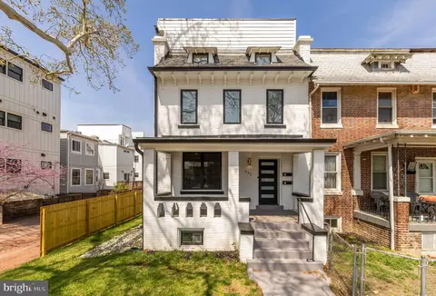 641 Quebec Pl NW #1, Washington, DC 20010