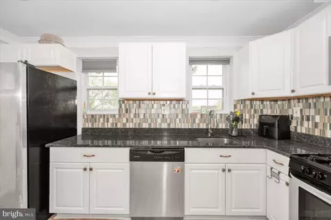 Kitchen - 5124 Just St NE, Washington, DC 20019 photo 3 of 4