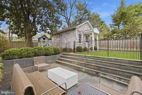 Exterior - 2812 34th St NW, Washington, DC 20008 photo 5 of 11